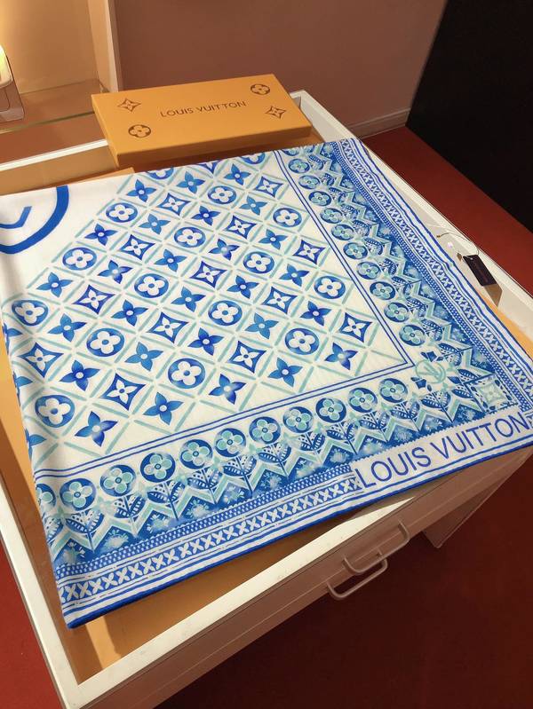 Louis Vuitton Scarf LVC00555 Louis Vuitton Scarf LVC00555